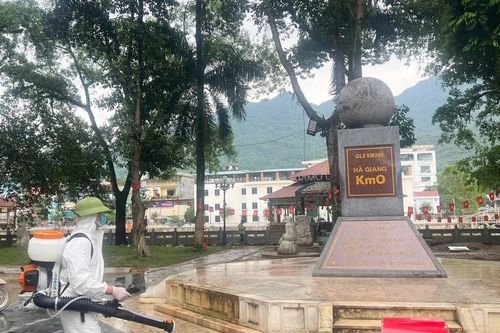 Tuyên Quang tập trung vệ sinh tiêu độc, khử trùng sau mưa lũ