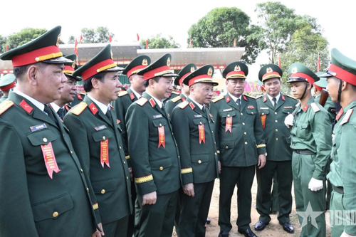 Giương cao ngọn cờ cách mạng của Đảng, lãnh đạo hoàn thành xuất sắc mọi nhiệm vụ