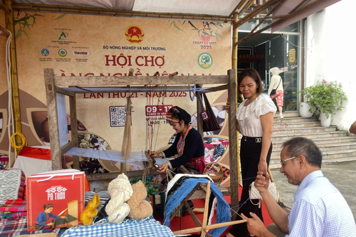 Khai mạc hội chợ làng nghề Việt Nam lần thứ 21 năm 2025