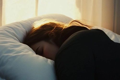 Giấc ngủ kém có thể khiến não lão hóa nhanh hơn
