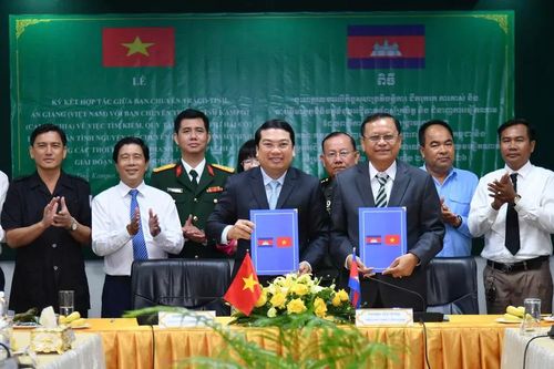 Tiếp tục tìm kiếm hài cốt liệt sĩ Việt Nam hy sinh tại Campuchia
