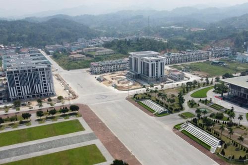 Cao Bằng miễn nhiệm đối với nhiều lãnh đạo