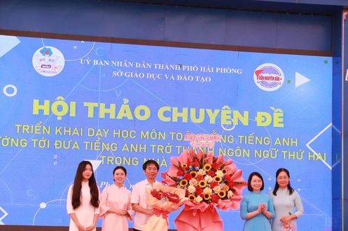 Học sinh Hải Phòng hào hứng với tiết học Toán bằng tiếng Anh