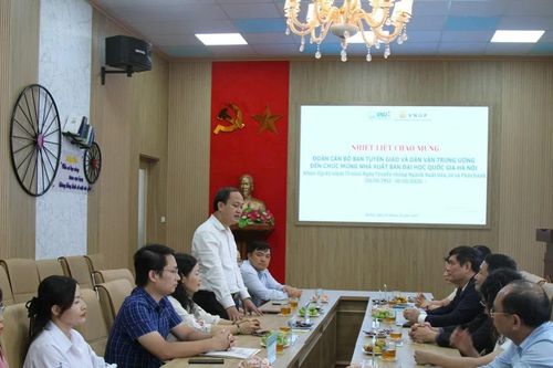 Chuyển đổi số và công nghệ thông tin là xu thế tất yếu trong công tác xuất bản