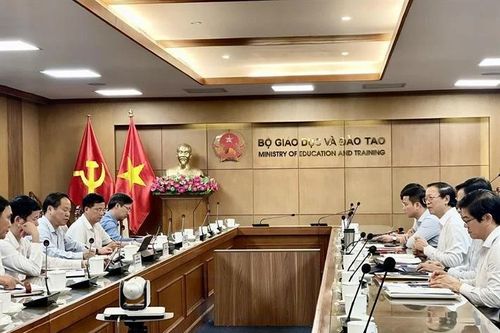 Tháo gỡ một số khó khăn về giáo dục và đào tạo tại tỉnh Lai Châu