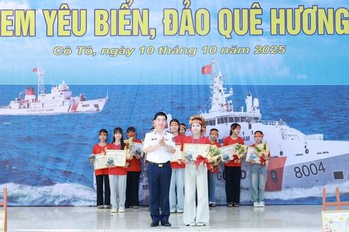 Ươm mầm tình yêu biển, đảo cho thế hệ trẻ Đặc khu Cô Tô, Quảng Ninh