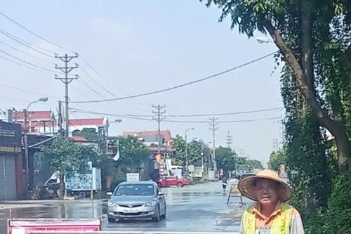 Hà Nội hướng dẫn phân luồng giao thông tạm thời trên Quốc lộ 3 do ngập úng sau bão số 11