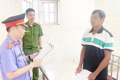 Đâm trọng thương hàng xóm vì vịt chết bất thường