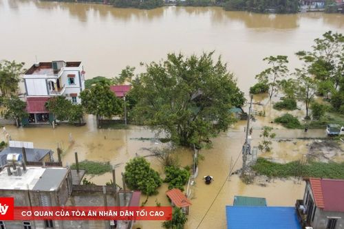 Hà Nội sơ tán khẩn gần 8.500 người khỏi vùng ngập, ứng phó mực nước sông dâng cao