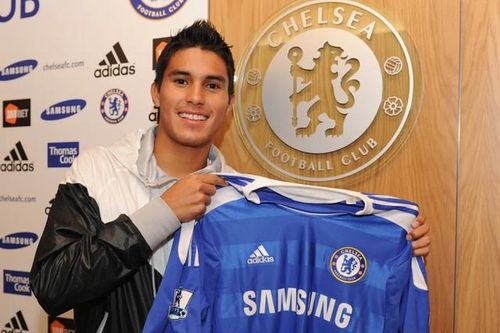 Cựu cầu thủ Chelsea nhận tội