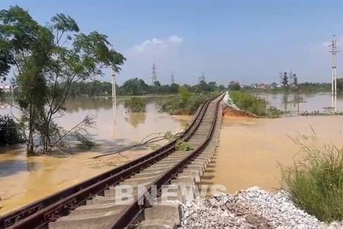 Đã có phương án khắc phục sự cố nền đường tàu sắt Hà Nội - Thái Nguyên