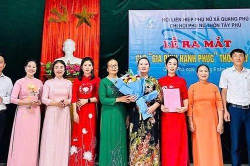 Câu lạc bộ 'Gia đình hạnh phúc': Nơi gieo mầm bình yên giữa đời thường