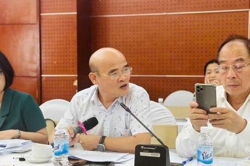 Áp dụng thiếu thống nhất về quy định chứng chỉ hành nghề tiêm chủng
