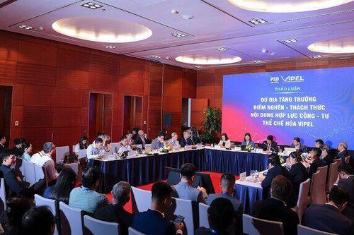 Ban IV đề xuất Chính phủ thí điểm cho doanh nghiệp tư nhân được tham gia sâu hơn vào hoạch định chính sách