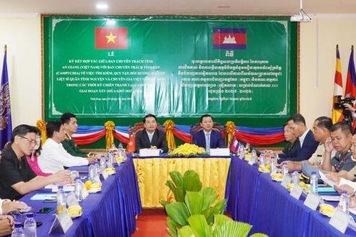 An Giang ký kết tìm kiếm hài cốt liệt sĩ với 6 tỉnh thuộc Vương quốc Campuchia