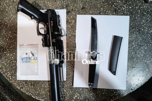 Công an xã Phước Hậu kịp thời truy bắt đối tượng tàng trữ 3 khẩu súng cùng nhiều viên đạn