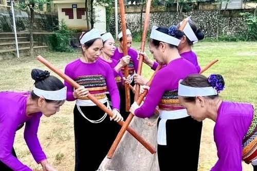 Nâng cao hiệu quả hoạt động thiết chế văn hóa, thể thao vùng đồng bào dân tộc thiểu số