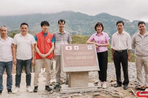 Nghiệm thu, bàn giao 4 tuyến đường giao thông nông thôn