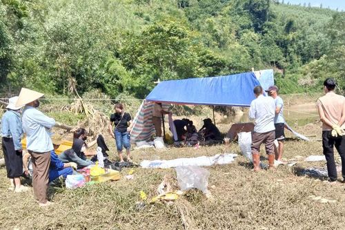 Tìm thấy thi thể người bị lũ cuốn tại xã Chợ Mới