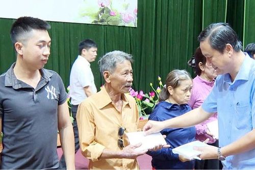 Khi mặt trận làm 'nhạc trưởng'
