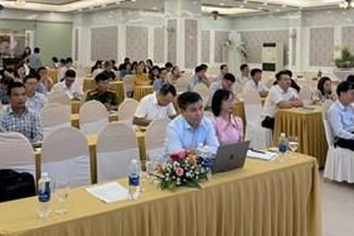Nâng cao kiến thức pháp luật về bảo vệ môi trường cho cán bộ, công chức