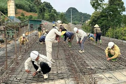 Hoàn thành bàn giao mặt bằng thi công đường Hồ Chí Minh qua Tuyên Quang trước 15/10