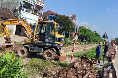 Bắc Ninh xóa 5 lối tự mở nguy hiểm cắt ngang đường sắt Hà Nội - Đồng Đăng