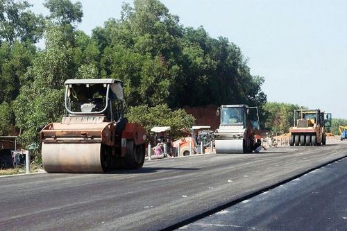 Đầu tư mới 2.000 km đường bộ cao tốc trong giai đoạn 2025 - 2030