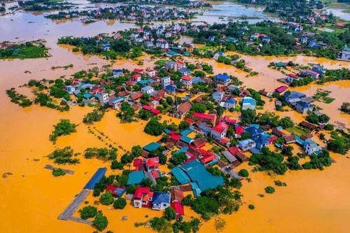'Dân ơi' - tình quê, tình người trong bão lụt