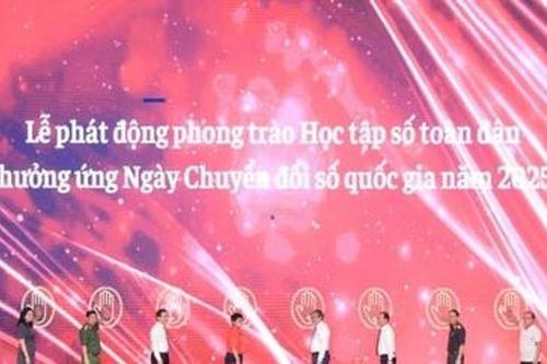 Hà Nội phát động phong trào 'Học tập số toàn dân'