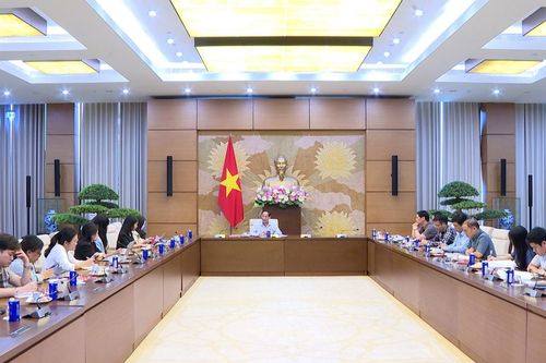 Chương trình 'Vinh quang Quốc hội Việt Nam' phải thể hiện sâu sắc trí tuệ, bản lĩnh và khát vọng dân tộc