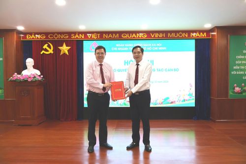 Công bố quyết định bổ nhiệm Giám đốc chi nhánh Ngân hàng Chính sách xã hội TP. Hồ Chí Minh
