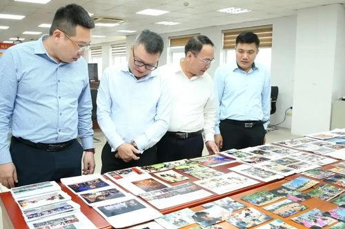 Chung khảo Giải Báo chí vì phát triển văn hóa Việt Nam