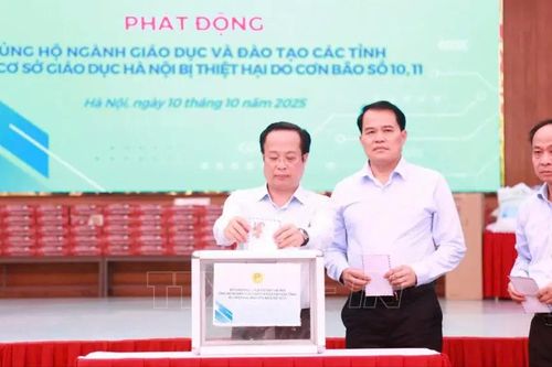 Ủng hộ các đơn vị giáo dục bị thiệt hại do mưa bão
