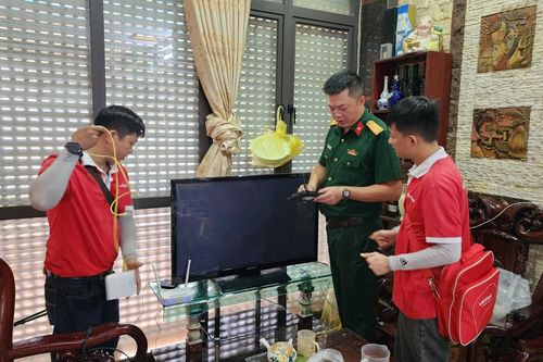 Viettel Cao Bằng ra quân khắc phục sự cố mạng viễn thông sau bão số 11