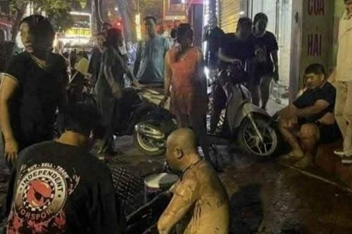 Vụ chủ quán khóa trái cửa, tạt xăng rồi châm lửa đốt khiến 3 người bị bỏng: Hé lộ nguyên nhân phẫn nộ