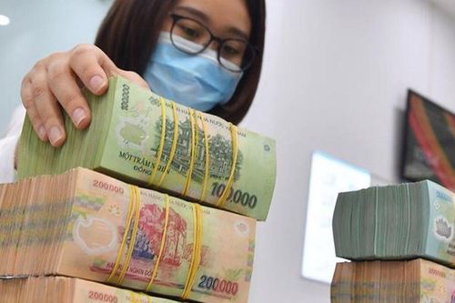 Cán bộ công chức được hưởng 700.000 đồng trong trường hợp nào khi được hỗ trợ điều kiện đi lại theo Nghị quyết 02?