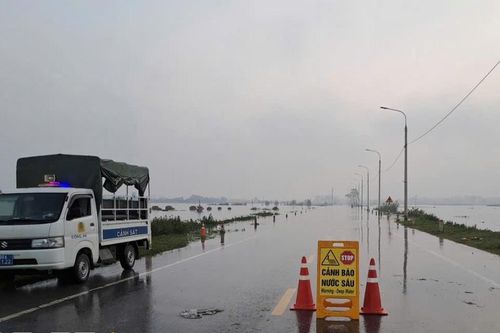 Bắc Ninh: 29 điểm ngập sâu, xe không thể đi qua