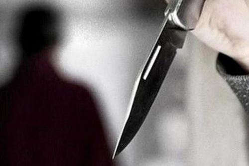 Mâu thuẫn vì vịt chết, một người bị đâm trọng thương