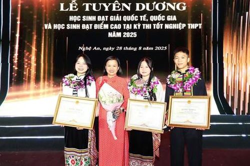 Nam sinh dân tộc Thái được Đại học Vinh đặc cách trúng tuyển sau khi viết tâm thư gửi Bộ trưởng GD&ĐT