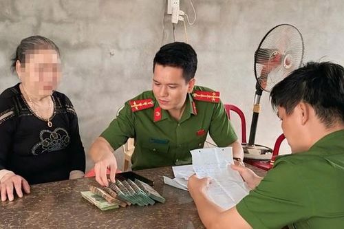 Cụ bà 75 tuổi suýt mất 300 triệu đồng vì lừa đảo