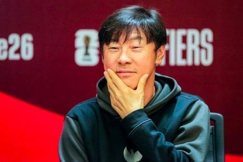 Cổ động viên Indonesia: 'Giá như còn Shin Tae-yong'