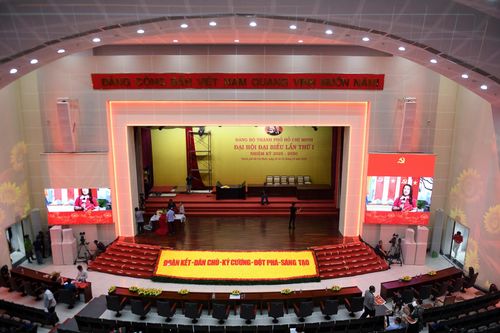 Toàn cảnh nơi diễn ra Đại hội Đảng bộ TP.HCM lần thứ I