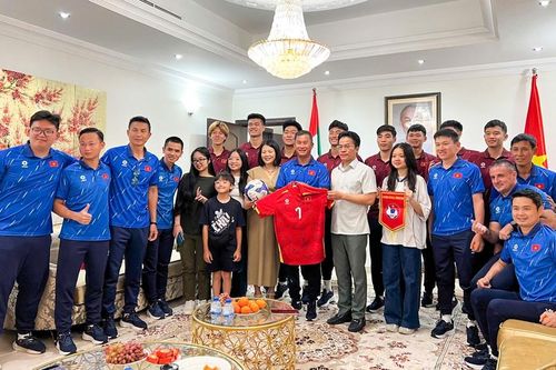 U23 Việt Nam được 'tiếp sức' trong chuyến tập huấn UAE