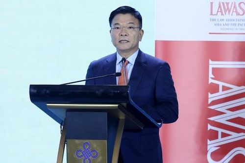 Chung tay giải quyết các vấn đề pháp lý toàn cầu, thúc đẩy một thế giới công bằng, thượng tôn pháp luật