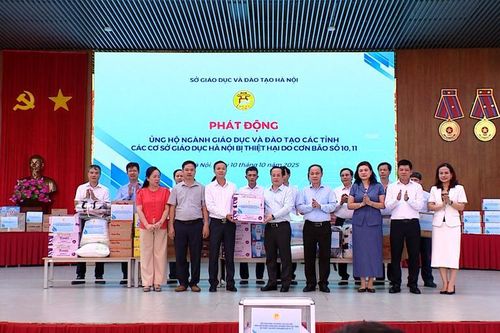 Từ những trái tim Hà Nội – Gửi yêu thương về nơi bão lũ