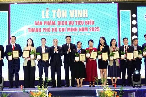 Thành phố Hồ Chí Minh tôn vinh hơn 160 sản phẩm và dịch vụ tiêu biểu năm 2025
