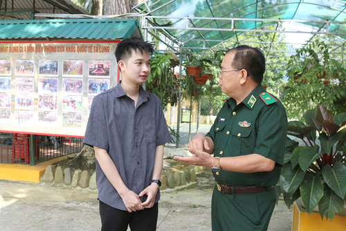 Hành trình du học của con nuôi đồn biên phòng