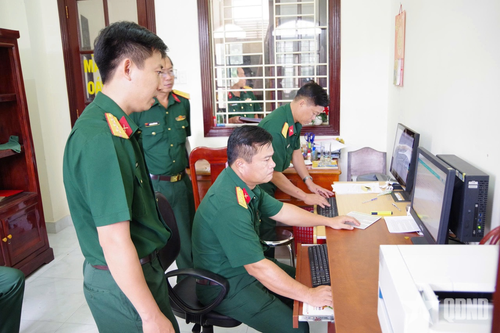 Lực lượng vũ trang tỉnh Vĩnh Long đẩy mạnh chuyển đổi số