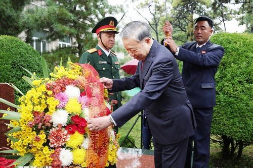 Tổng Bí thư Tô Lâm dự Lễ khánh thành tượng Chủ tịch Hồ Chí Minh tại Triều Tiên
